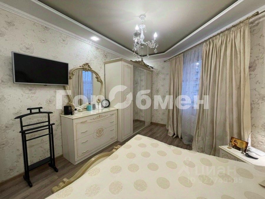 Продажа 2-комн квартиры на вторичном рынке Северный кв-л, д. Сапроново, Купелинка мкр, 20