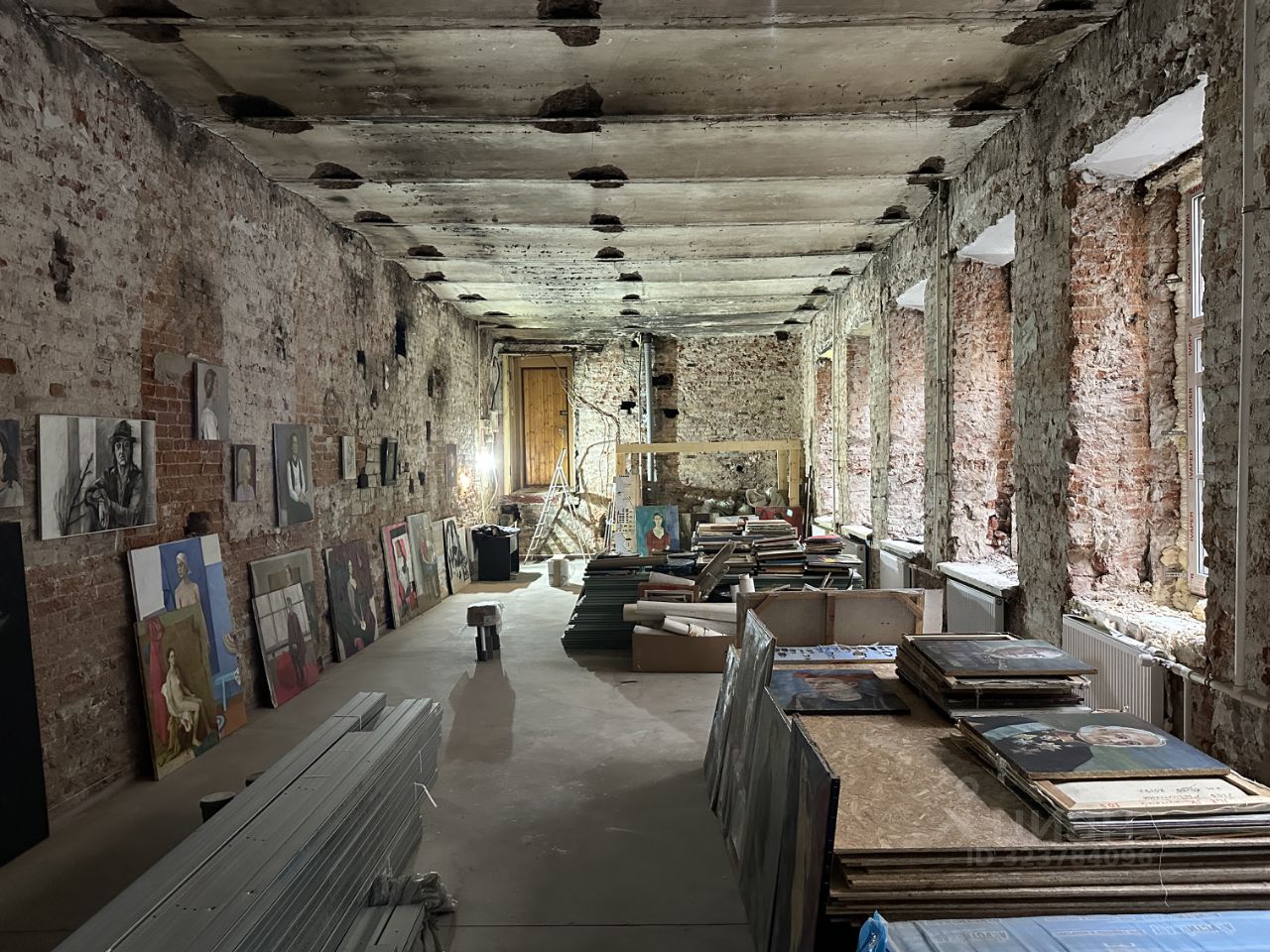 Продажа 4-комн квартиры на вторичном рынке набережная Реки Фонтанки, 96