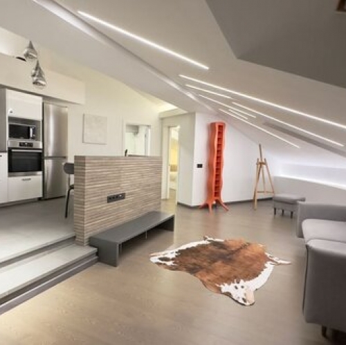 2-комн квартира площадь Борьбы,  д. 15