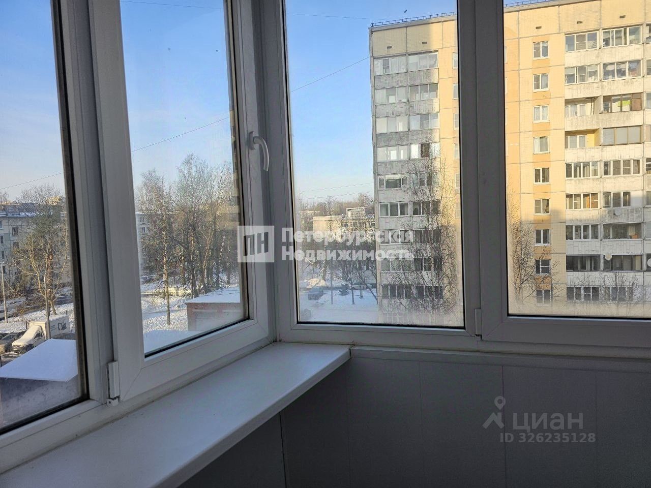 Продажа 3-комн квартиры на вторичном рынке проспект Народного ополчения, 237
