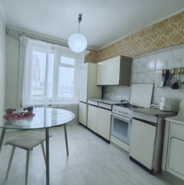 Продажа 2-комн квартиры на вторичном рынке Бурцева улица, д. 19 Продажа 2-комн квартиры на вторичном рынке Бурцева улица, д. 19