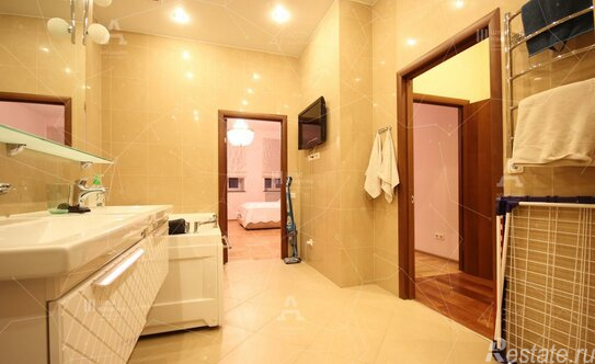 Аренда 2-комн квартиры на вторичном рынке ул Миллионная,  д. 25