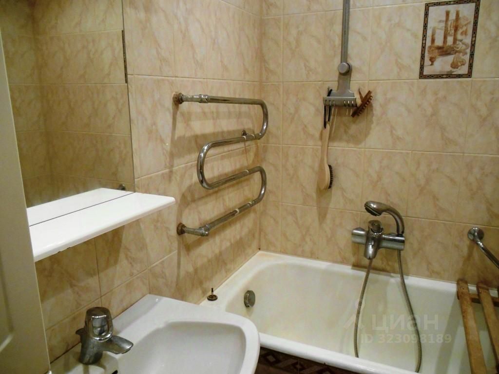 Аренда 2-комн квартиры на вторичном рынке Одинцово, Любы Новоселовой бульвар, 18