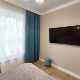 Продажа 3-комн квартиры на вторичном рынке ул Лизы Чайкиной,  д. 18