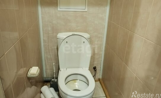 Продажа 2-комн квартиры на вторичном рынке Мирный, Комсомольская улица,  д. 12