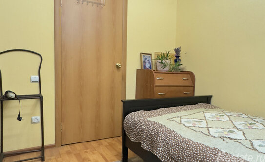 Продажа 3-комн квартиры на вторичном рынке район Щербинка, улица Чапаева,  д. 12