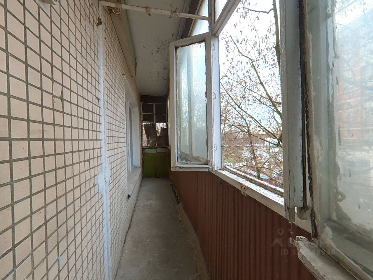 Продажа 3-комн квартиры на вторичном рынке улица Маршала Захарова, 27