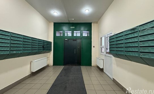 Продажа 2-комн квартиры на вторичном рынке Ягодная улица,  д. 8 к1