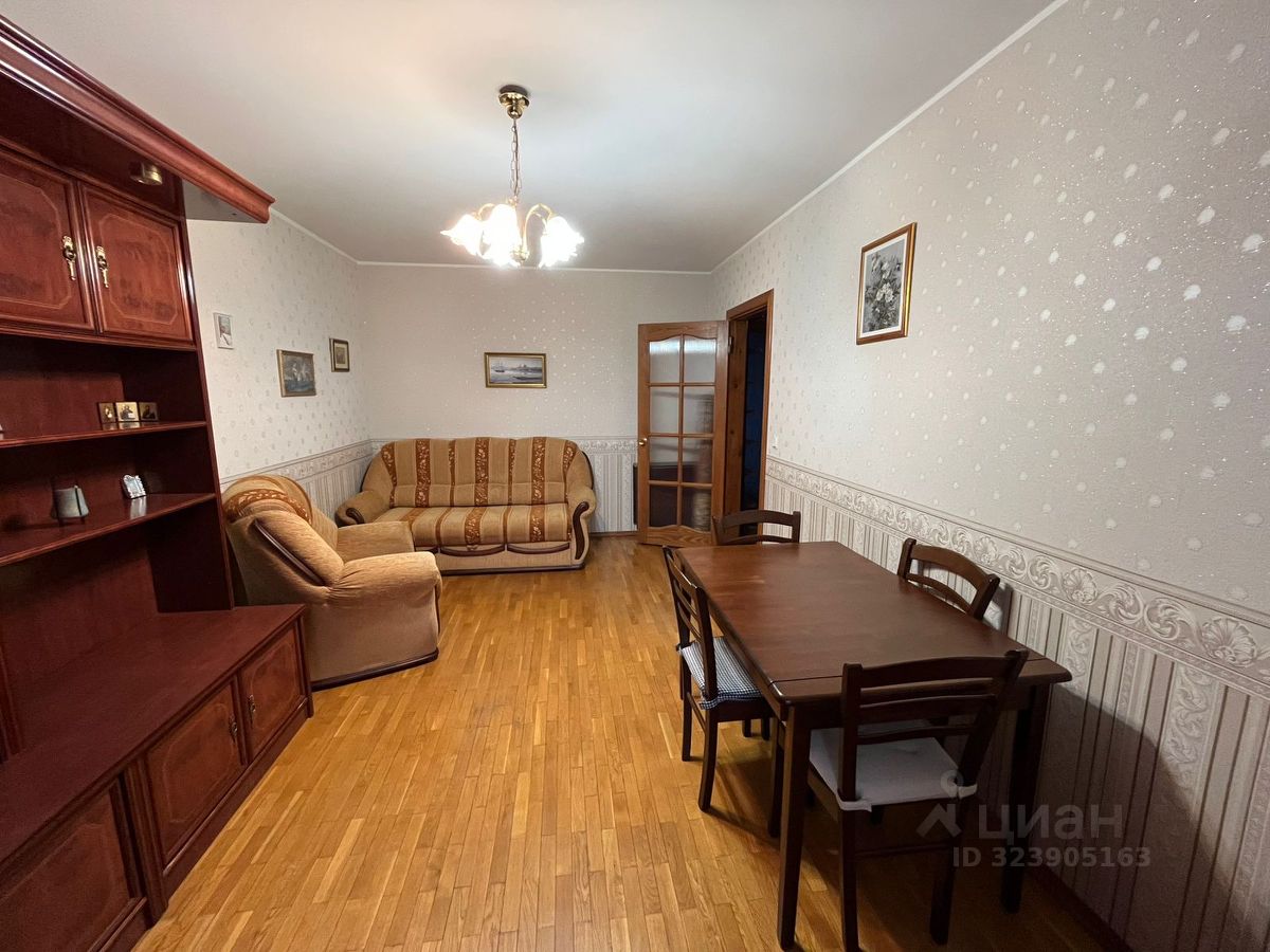 Продажа 3-комн квартиры на вторичном рынке Яхтенная улица, 2К1