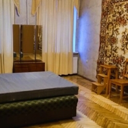 Продажа 2-комн квартиры на вторичном рынке Вознесенский пр-кт,  д. 55