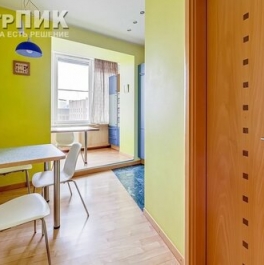 Продажа 2-комн квартиры на вторичном рынке Скаковая улица,  д. 5