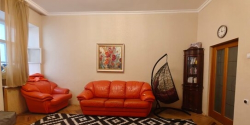 2-комн квартира улица Союза Печатников,  д. 3