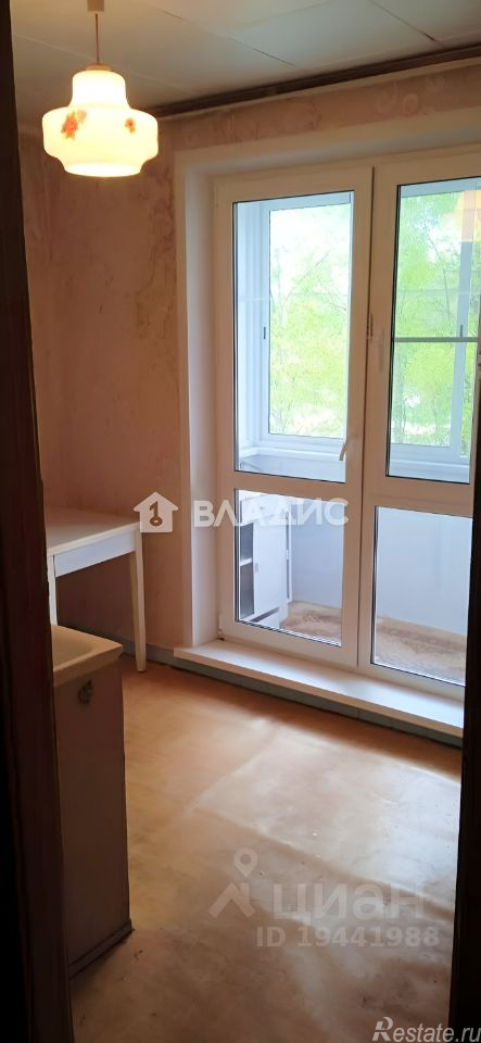 Продажа 2-комн квартиры на вторичном рынке Истра, улица Красный Октябрь,  д. 4