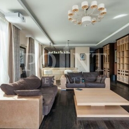 Аренда 2-комн квартиры на вторичном рынке Пречистенская набережная,  д. 17