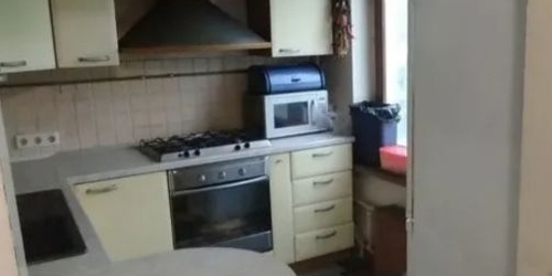 4-комн квартира улица Молдагуловой, 10К4