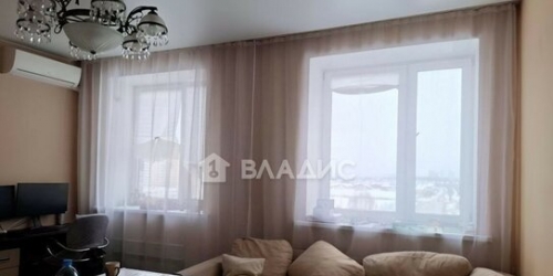 3-комн квартира ул Адмирала Лазарева,  д. 63