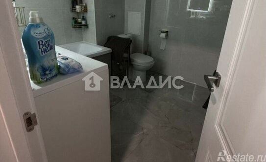 Продажа 2-комн квартиры на вторичном рынке улица Коммуны,  д. 30 к1