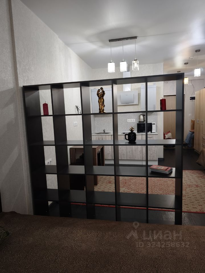 Аренда 1-комн квартиры на вторичном рынке Новоивановское пгт, улица Овражная,  д. 47А