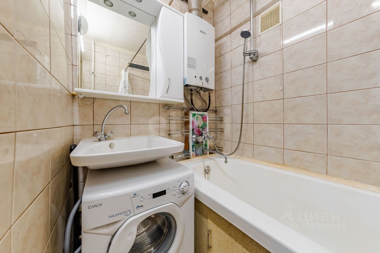 Продажа 3-комн квартиры на вторичном рынке улица Новоселов, 2