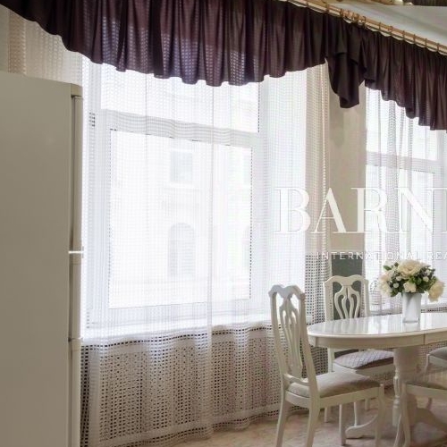 4-комн квартира Ропшинская улица, 18