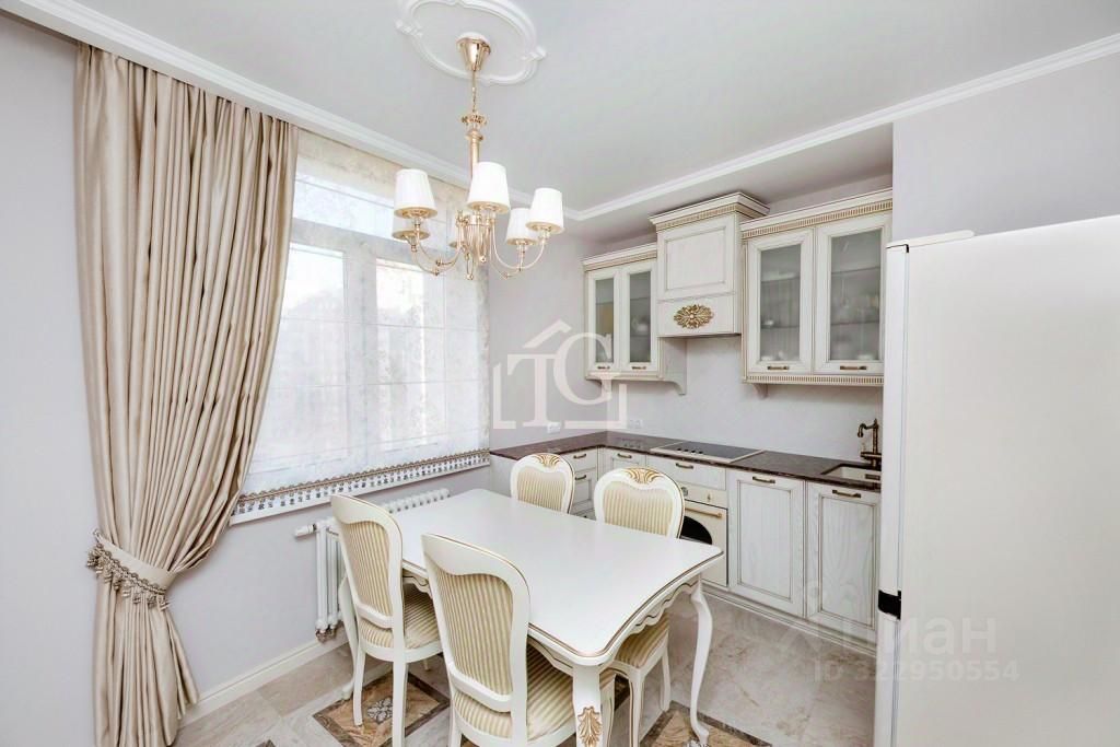 Продажа 2-комн квартиры на вторичном рынке проспект Маршала Блюхера, 9к2