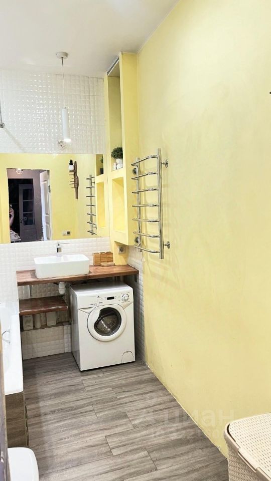 Продажа 3-комн квартиры на вторичном рынке Ново-Александровская улица, 14