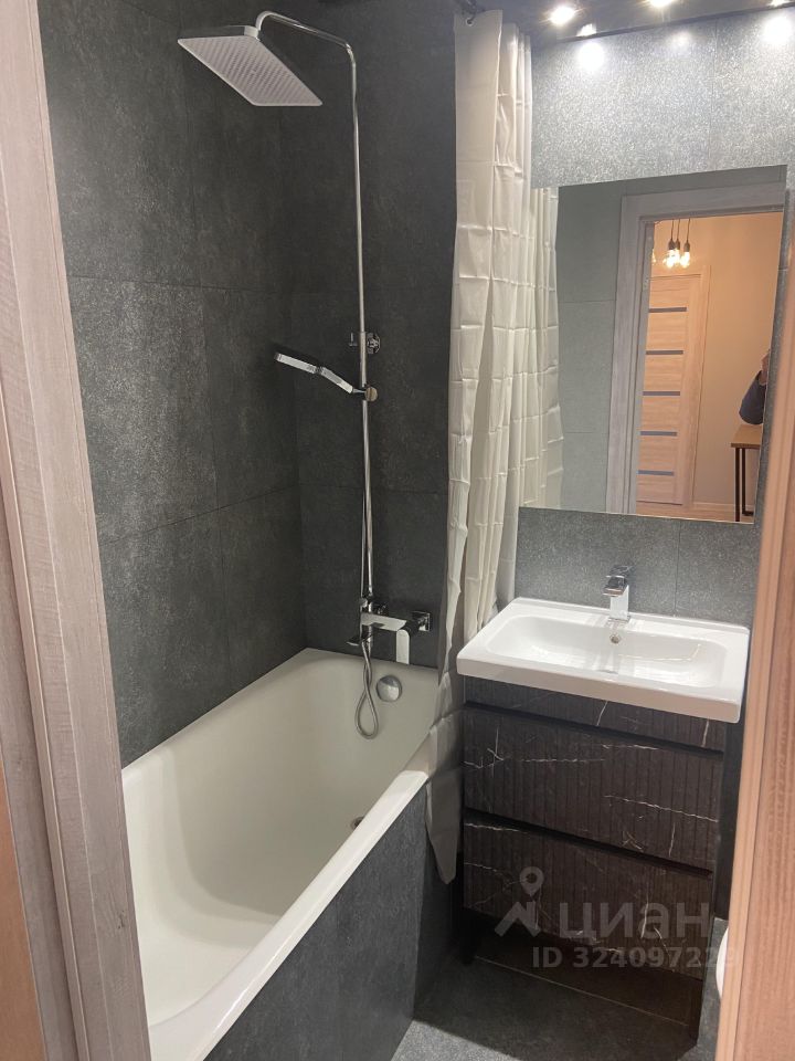 Продажа 2-комн квартиры на вторичном рынке Грузинский переулок, 4