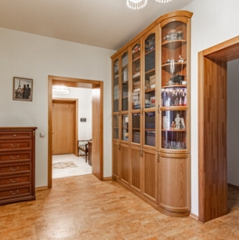 Продажа 3-комн квартиры на вторичном рынке ул Спиридоновка,  д. 19