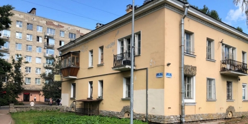 3-комн квартира Скобелевский пр.,  д. 10