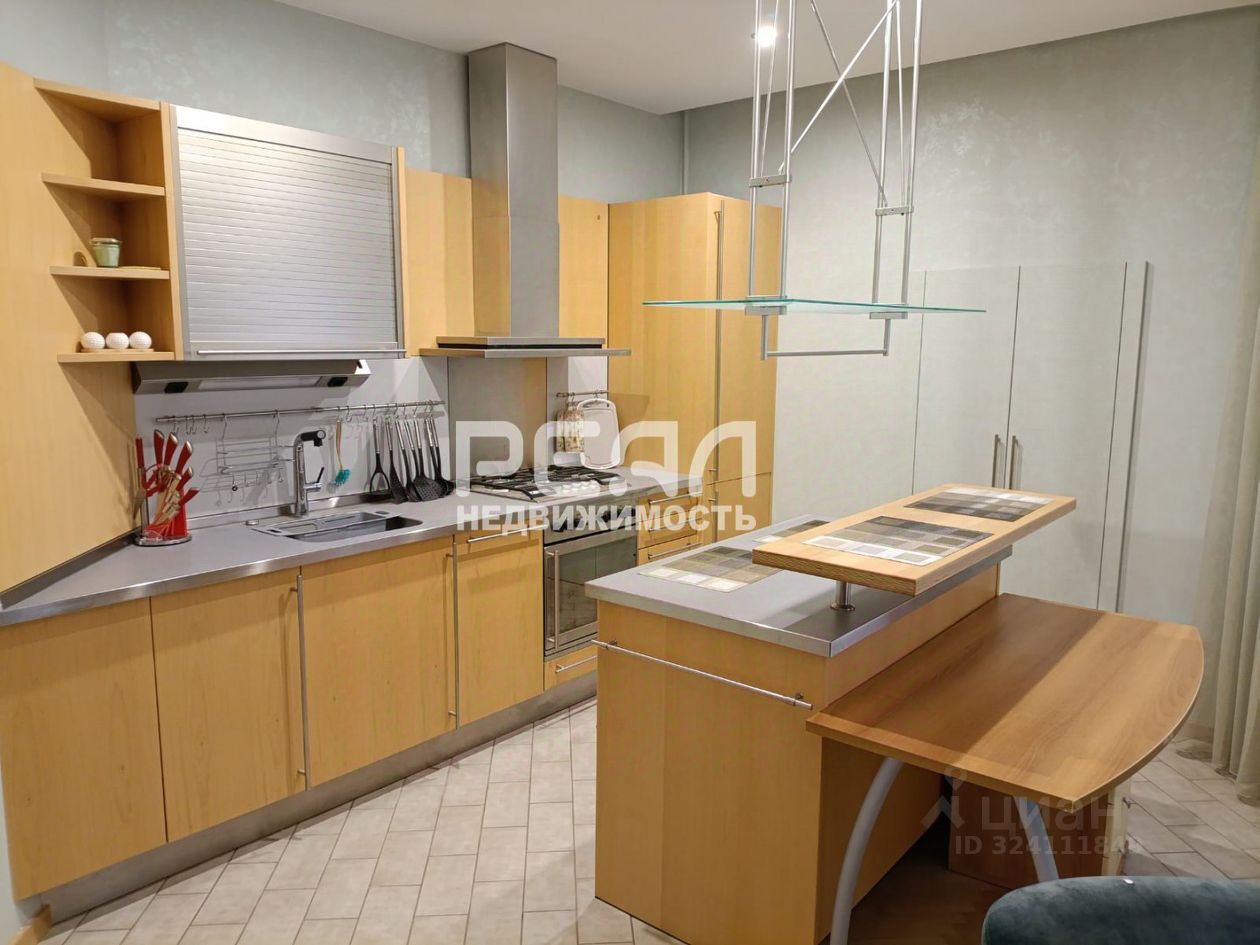 Продажа 3-комн квартиры на вторичном рынке Каменноостровский проспект, 67