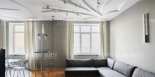 3-комн квартира улица Врубеля,  д. 8