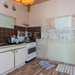 Продажа 2-комн квартиры на вторичном рынке Автовская ул,  д. 6