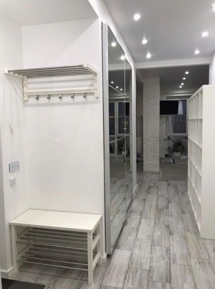 Аренда 2-комн квартиры на вторичном рынке Нахабино пгт, улица Белобородова, 12