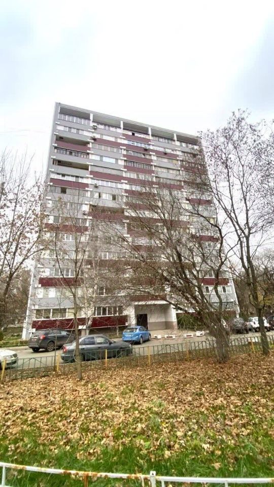 Продажа 3-комн квартиры на вторичном рынке Красногорск, Железнодорожная улица, 1а