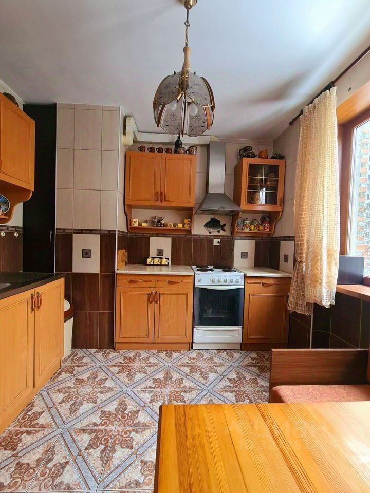 Продажа 3-комн квартиры на вторичном рынке Отечественная улица,  д. 7
