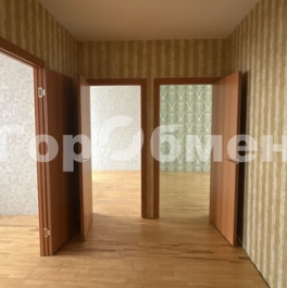 Продажа 3-комн квартиры на вторичном рынке Маршала Савицкого ул,  д. 6 к3