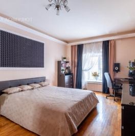 Продажа 3-комн квартиры на вторичном рынке ул Рылеева,  д. 3