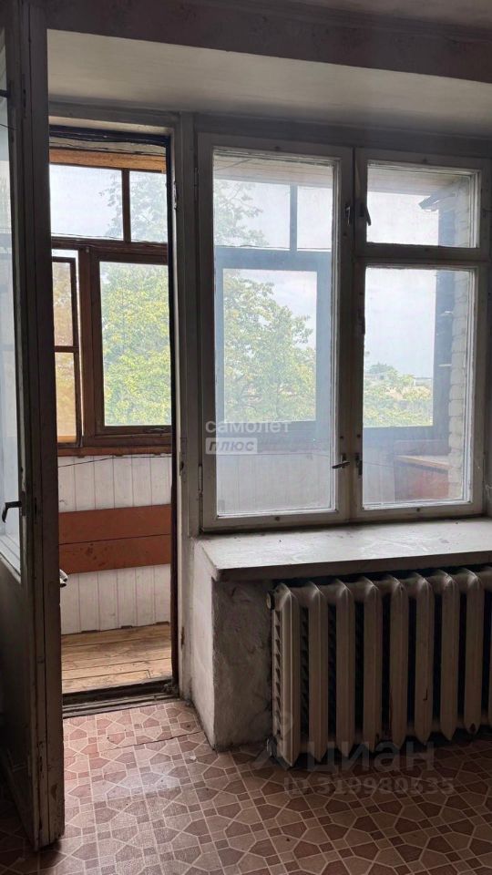 Продажа 2-комн квартиры на вторичном рынке Центральный мкр, улица Советская, 1