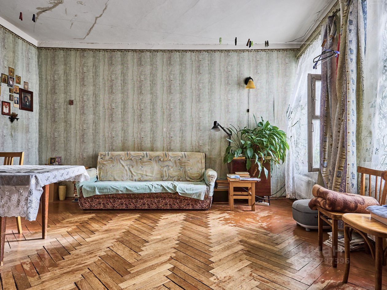 Продажа 6-комн квартиры на вторичном рынке Казанская улица, 42