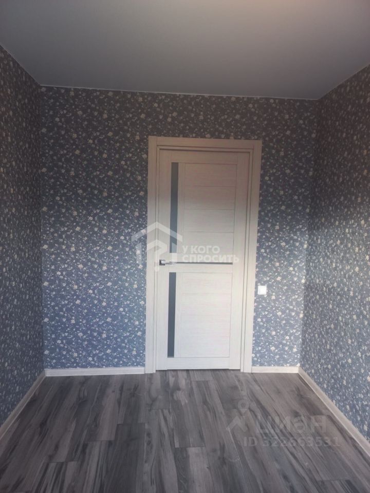 Продажа 2-комн квартиры на вторичном рынке Петергоф, Разводная улица, 39