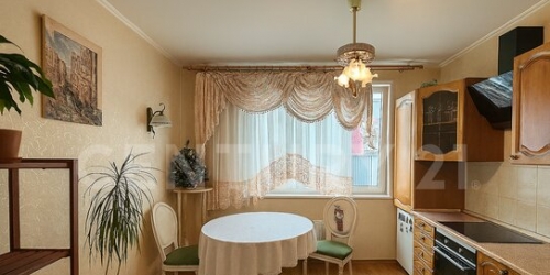 3-комн квартира улица Маршала Тухачевского,  д. 29
