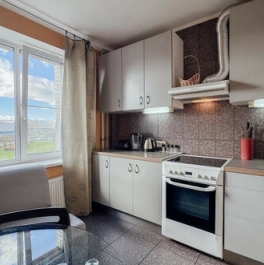 Продажа 1-комн квартиры на вторичном рынке Ленинский пр-кт,  д. 108,  к. 1