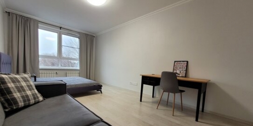 2-комн квартира улица Константина Федина,  д. 13