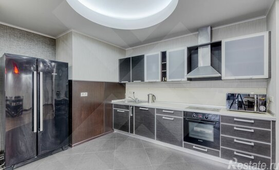 Продажа 4-комн квартиры на вторичном рынке Вернадского пр-кт,  д. 92 к1