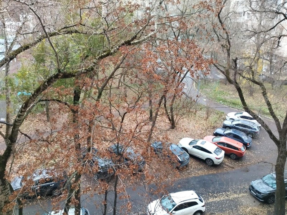 Продажа 3-комн квартиры на вторичном рынке Снежная улица, 14К1