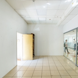 Аренда торгового помещения Думская,  д. 4