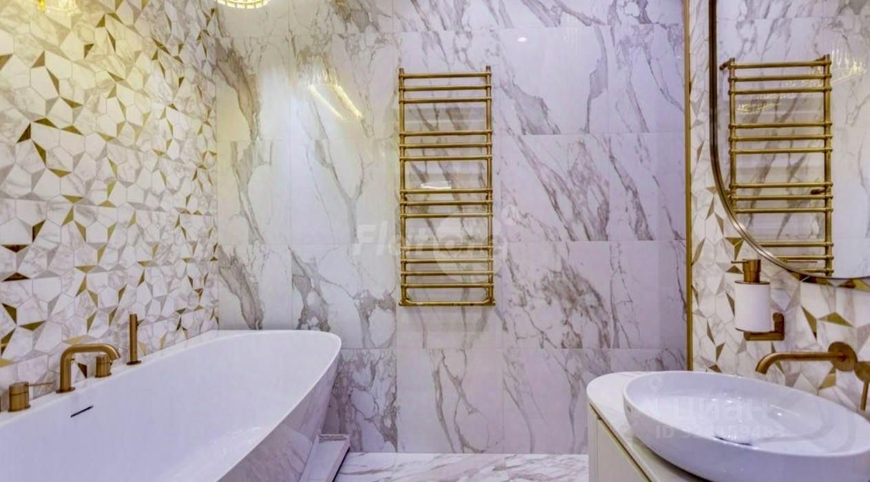 Продажа 3-комн квартиры на вторичном рынке 1-й Красногвардейский проезд, 22с2