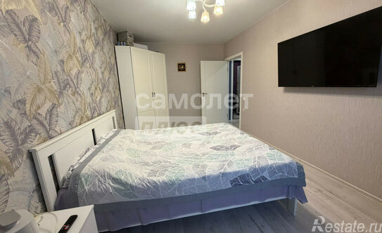 Продажа 3-комн квартиры на вторичном рынке Лопатино, Сухановская улица,  д. 37