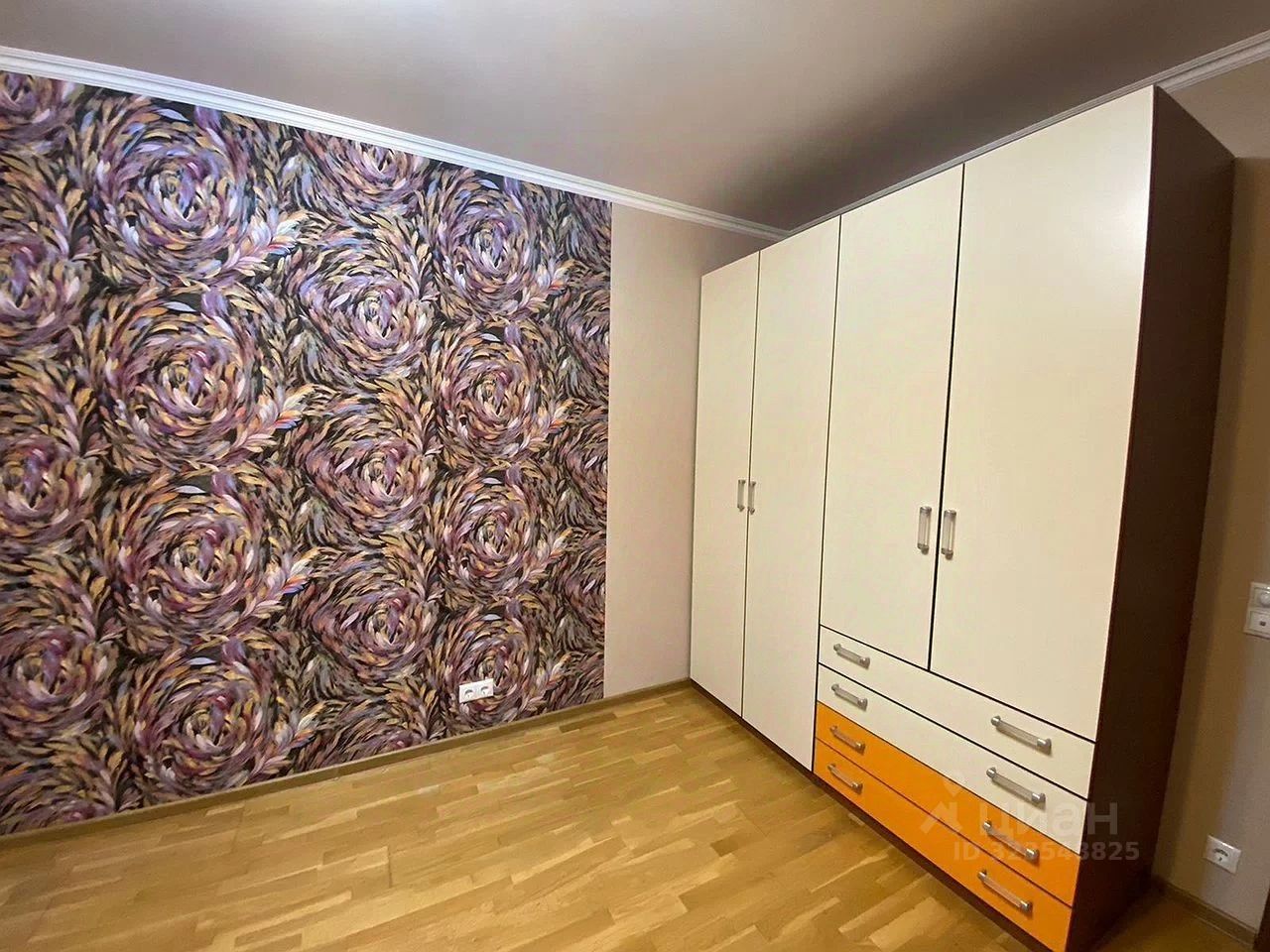 Аренда 3-комн квартиры на вторичном рынке Саратовская улица, 22