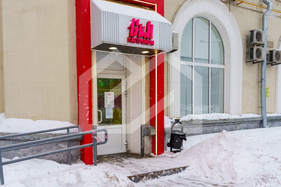 Аренда торгового помещения ул Куусинена,  д. 19,  к. 2